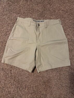Duluth Trading Co Khaki Flat-Front Flex Fire Hose Shorts